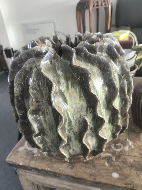 古玩陶瓷青釉花器真品鑒賞圖