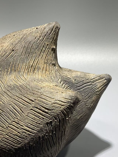 古玩陶瓷西周·夾砂三足鬲拍賣，當前價格618元