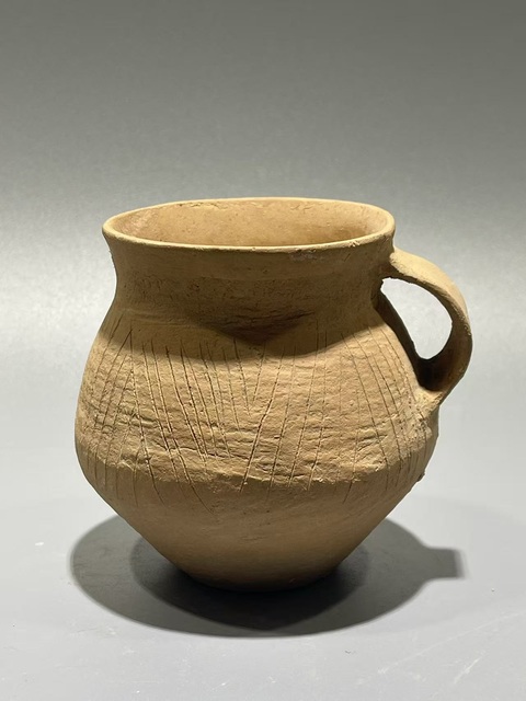 古玩陶瓷齊家文化·單耳壺拍賣，當(dāng)前價(jià)格99元