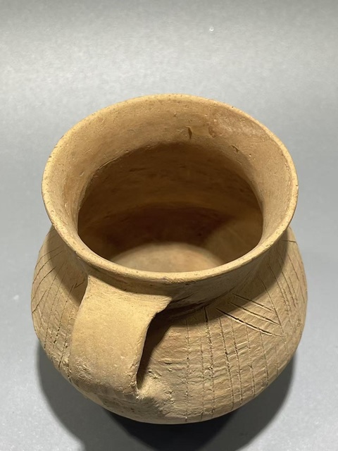 古玩陶瓷齊家文化·單耳壺拍賣，當(dāng)前價(jià)格99元