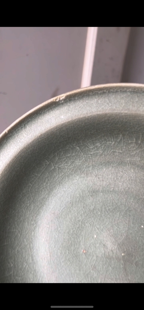 古玩陶瓷龍泉青瓷折沿洗真品鑒賞圖