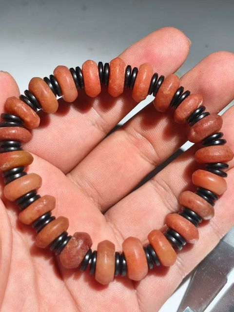 古玩玉器紅瑪瑙珠串真品鑒賞圖