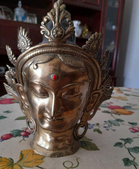 古玩銅器佛首真品鑒賞圖