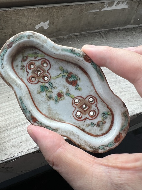 古玩陶瓷粉彩刨花缸真品鑒賞圖