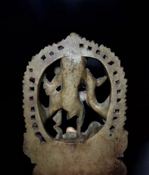 古玩玉器青田石雕造像真品鑒賞圖