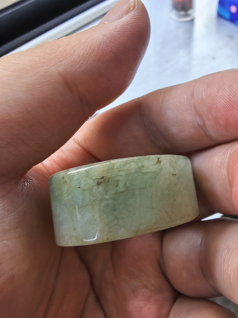 古玩玉器翡翠環真品鑒賞圖