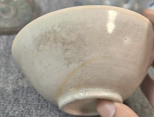 古玩陶瓷青白釉龍紋茶碗真品鑒賞圖