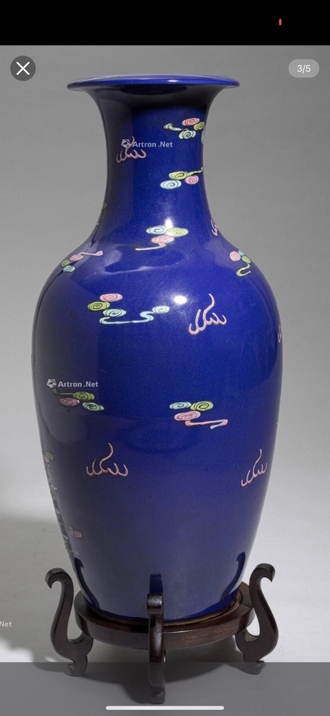 古玩陶瓷祭藍(lán)釉粉彩瓶真品鑒賞圖