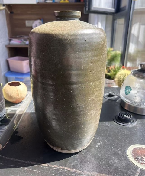 古玩陶瓷褐釉瓶真品鑒賞圖