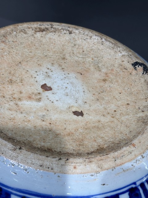 古玩陶瓷青花纏枝花卉紋畫缸真品鑒賞圖