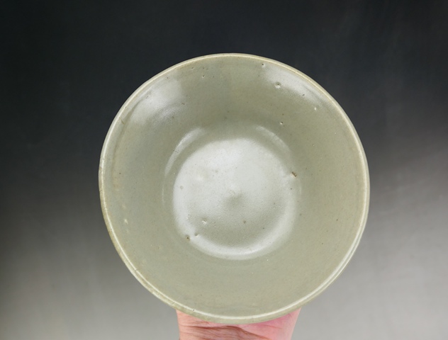 古玩陶瓷龍泉青瓷唇口碗真品鑒賞圖