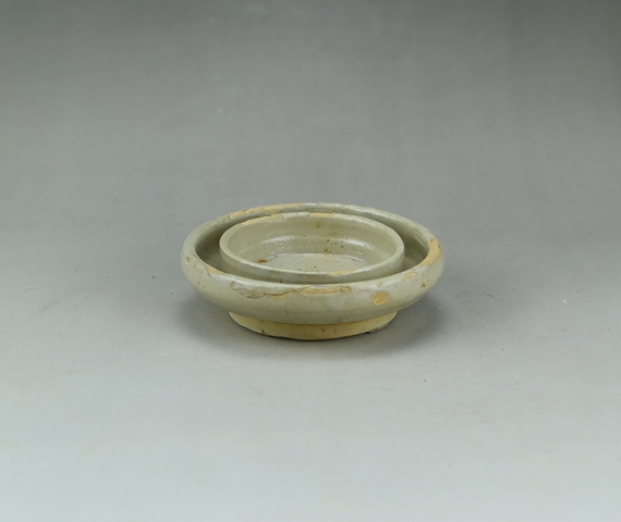 古玩陶瓷明代-龍泉青瓷盞托拍賣(mài)，當(dāng)前價(jià)格999元