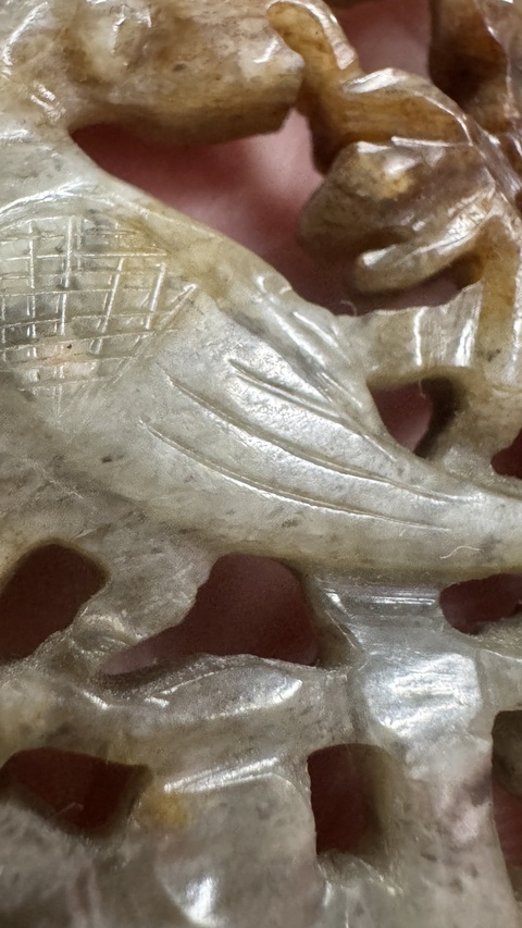 古玩玉器和田玉鸚鵡題材掛件真品鑒賞圖