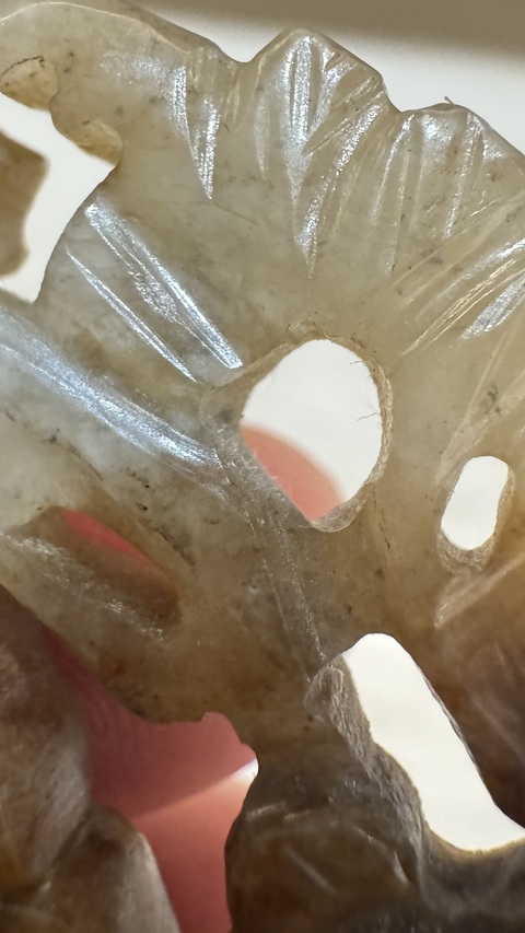 古玩玉器和田玉鸚鵡題材掛件真品鑒賞圖