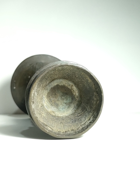 古玩銅器花觚真品鑒賞圖