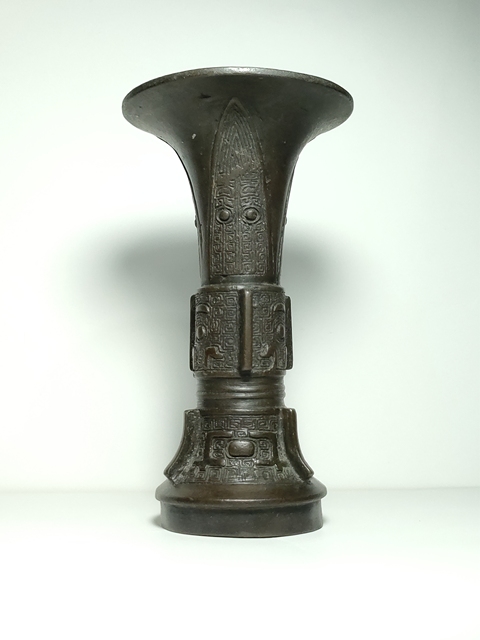 古玩銅器花觚真品鑒賞圖