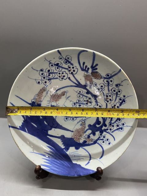 古玩陶瓷青花釉里紅喜鵲登梅盤真品鑒賞圖