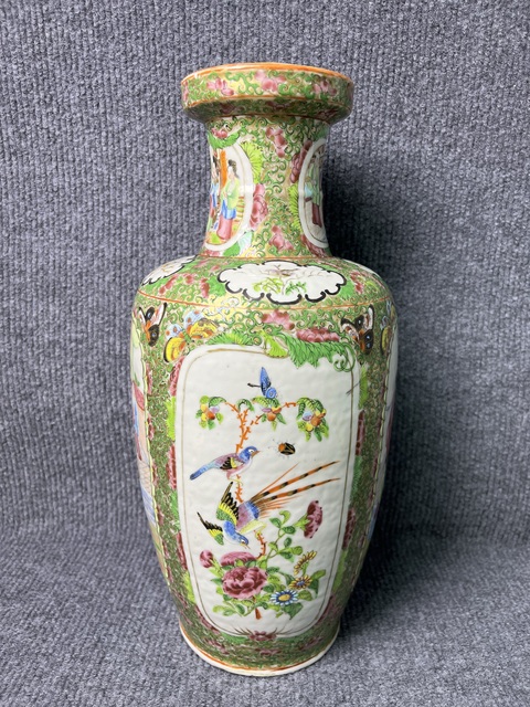 古玩陶瓷廣彩開窗人物故事紋棒槌瓶拍賣，當前價格5888元