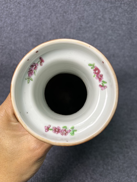 古玩陶瓷廣彩開窗人物故事紋棒槌瓶拍賣，當前價格5888元