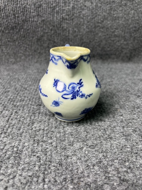 古玩陶瓷青花花卉紋奶壺拍賣，當前價格1388元