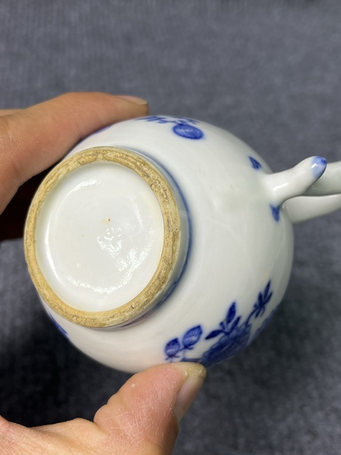 古玩陶瓷青花花卉紋奶壺拍賣，當前價格1388元