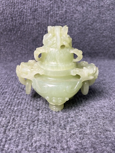 古玩雜項岫玉三足熏香爐拍賣，當前價格688元