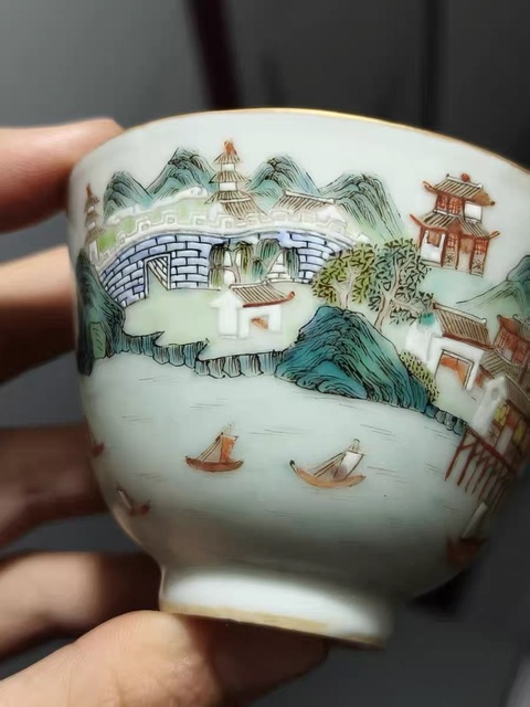 古玩陶瓷潯陽秋泊粉彩杯真品鑒賞圖