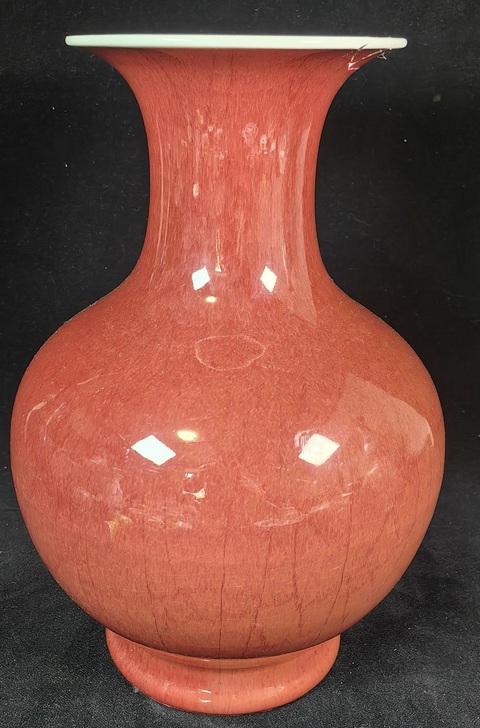 古玩陶瓷郎紅釉撇口瓶真品鑒賞圖