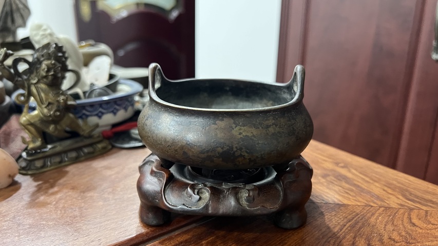 古玩銅器爐子真品鑒賞圖