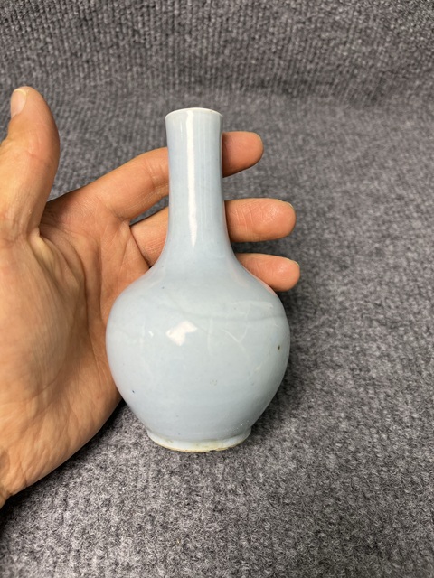 古玩陶瓷天藍釉天球瓶拍賣，當前價格1888元