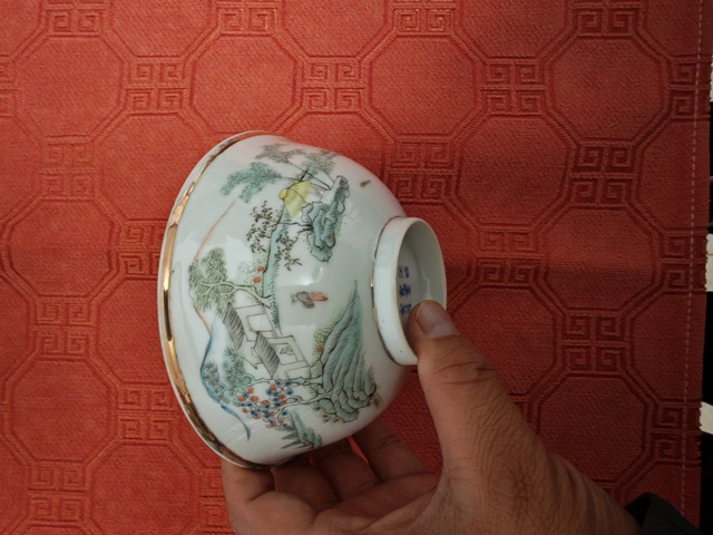 古玩陶瓷淺絳彩山水人物碗拍賣，當(dāng)前價格2300元