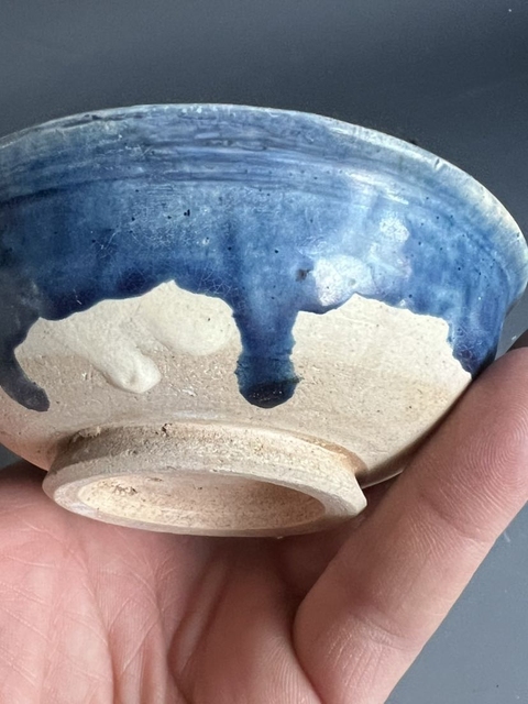 古玩陶瓷鞏縣窯鈷藍釉碗真品鑒賞圖