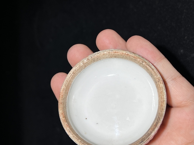 古玩陶瓷清早期青花山水花卉紋印泥盒拍賣，當前價格800元