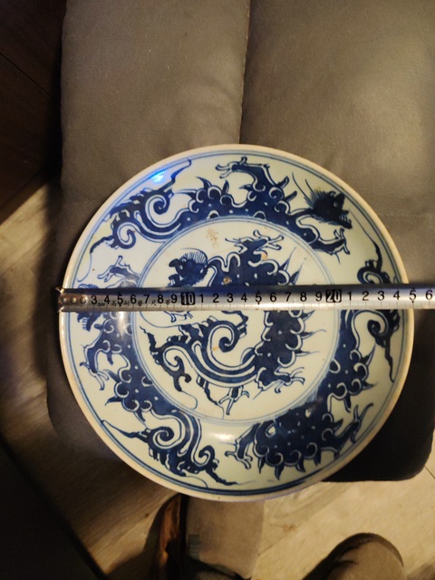 古玩陶瓷龍紋青花盤真品鑒賞圖