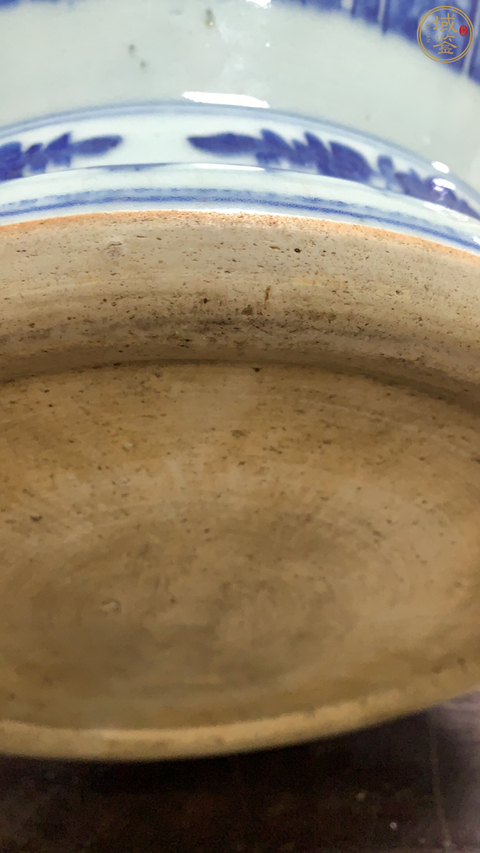 古玩陶瓷青花纏枝花卉紋雙耳瓶真品鑒賞圖