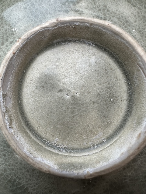 古玩陶瓷青釉印花碗真品鑒賞圖