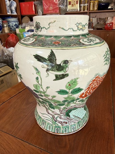古玩陶瓷花鳥紋五彩將軍罐真品鑒賞圖
