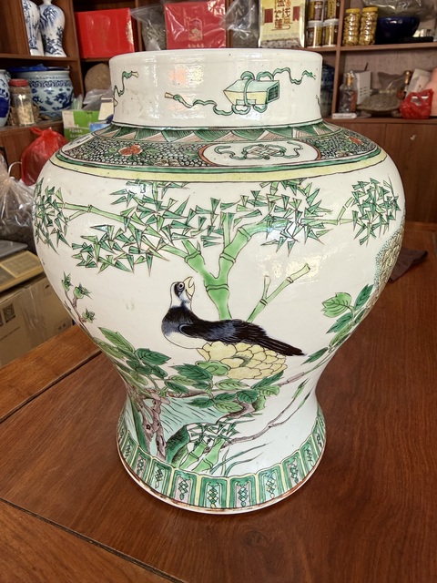 古玩陶瓷花鳥紋五彩將軍罐真品鑒賞圖