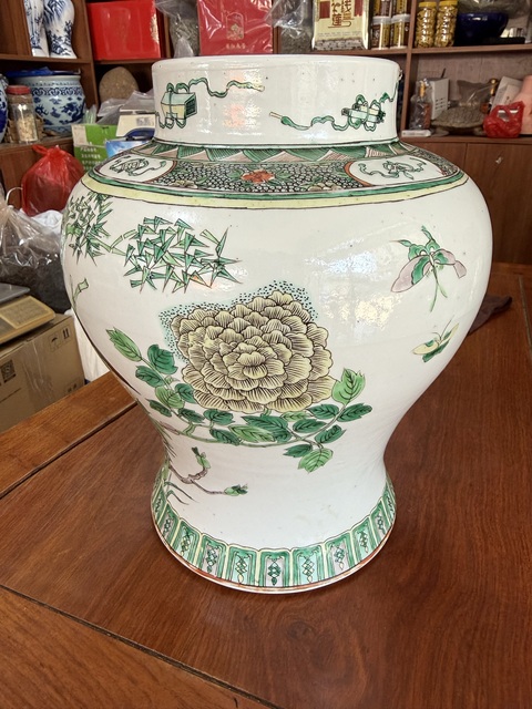 古玩陶瓷花鳥紋五彩將軍罐真品鑒賞圖