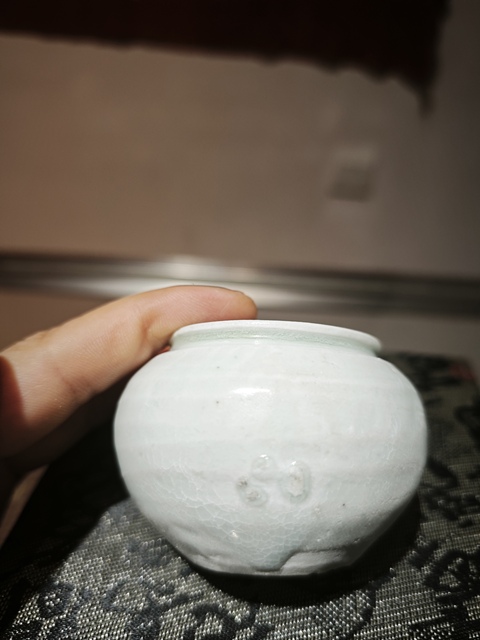 古玩陶瓷湖田窯小罐真品鑒賞圖