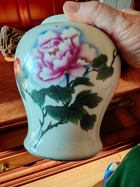 古玩陶瓷花卉紋將軍罐真品鑒賞圖