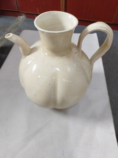 古玩陶瓷青白釉瓜楞執壺真品鑒賞圖