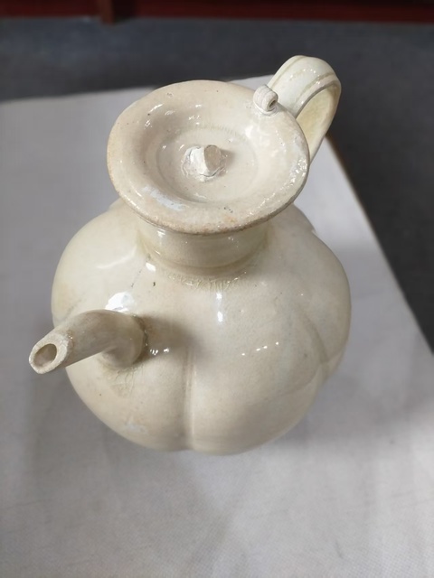 古玩陶瓷青白釉瓜楞執壺真品鑒賞圖