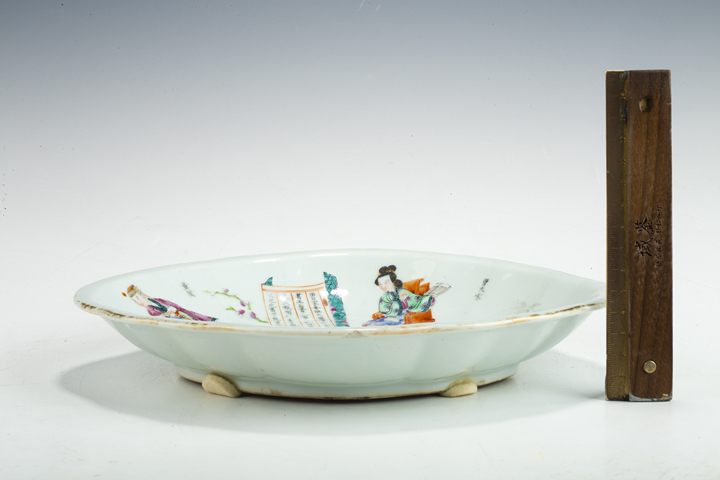 古玩陶瓷清晚·粉彩無雙譜人物詩文供盤拍賣，當前價格1164元