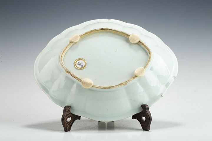 古玩陶瓷清晚·粉彩無雙譜人物詩文供盤拍賣，當前價格1164元