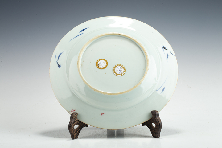 古玩陶瓷清康熙·青花洞石花竹紋折沿盤拍賣，當前價格1588元