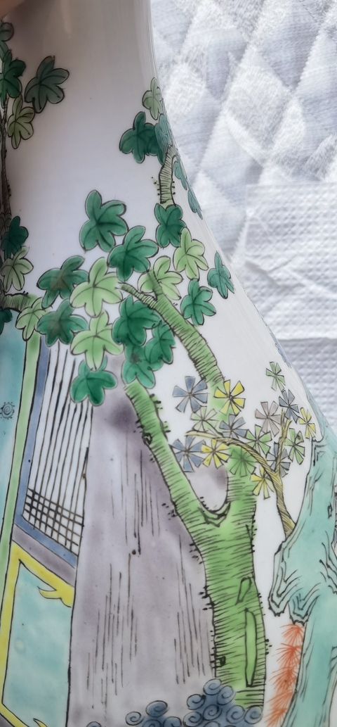 古玩陶瓷五彩人物玉壺春瓶真品鑒賞圖