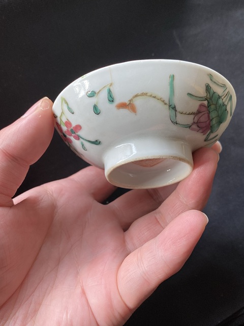 古玩陶瓷清，同治粉彩蟲草紋蓋拍賣，當前價格500元