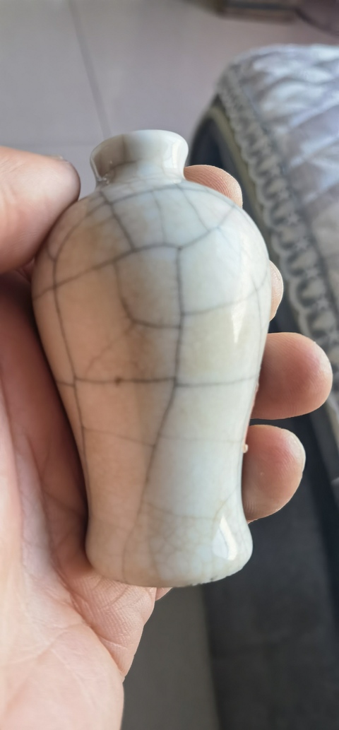 古玩陶瓷哥釉梅瓶真品鑒賞圖