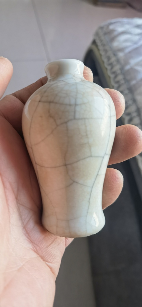 古玩陶瓷哥釉梅瓶真品鑒賞圖